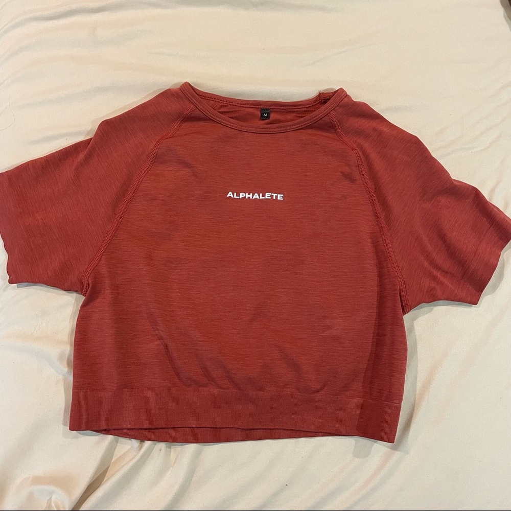 Alphalete amplify crop top size medium